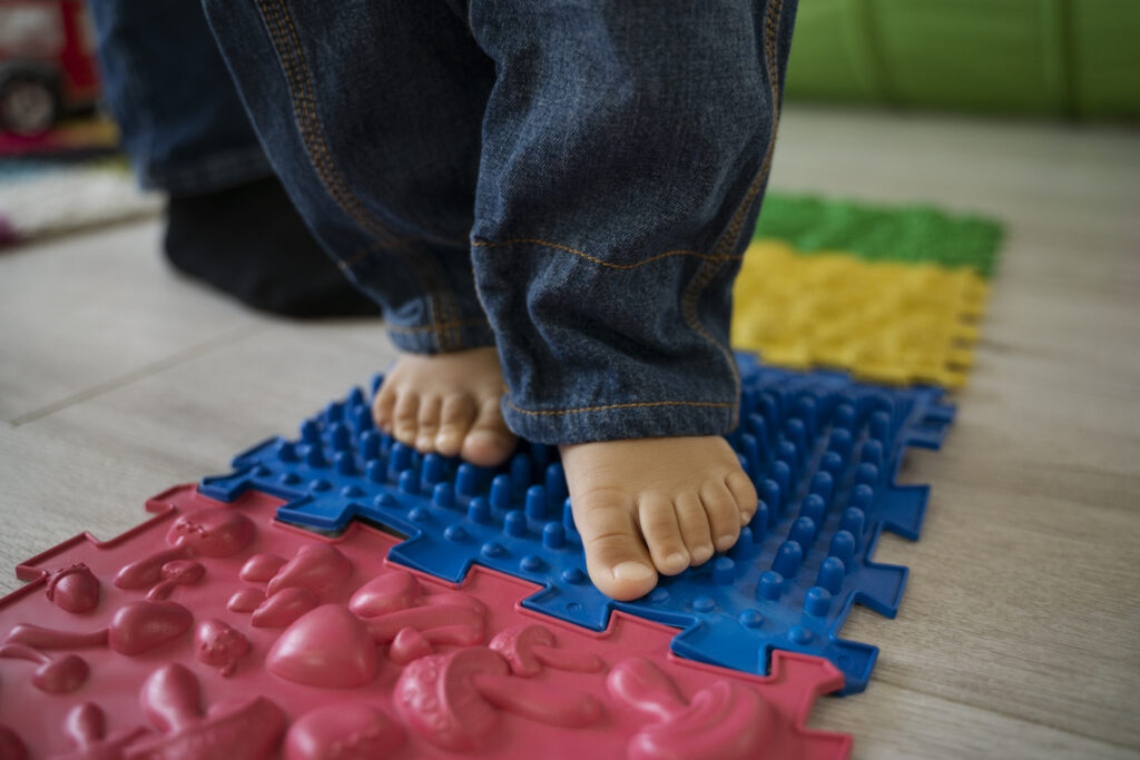 zabawa matki i dziecka